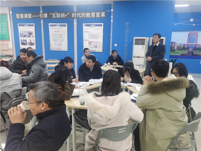 高二級(jí)部：同課異構(gòu)締結(jié)友誼、教研興校開拓天地(圖5)