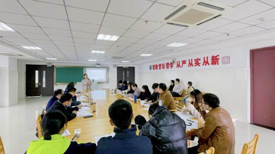 高一級(jí)部：熱愛(ài)成就卓越，無(wú)為方能有為(圖1)