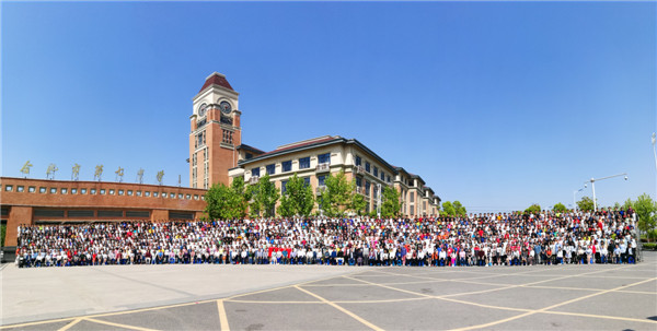 鳳鳴蜀麓首屆結(jié)碩果 鵬摶云外強(qiáng)勢(shì)破新高(圖1) -2b6674208e19cc58.jpg