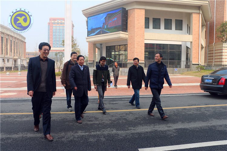  用真心關(guān)懷，讓下一代在愛中成長(zhǎng)(圖1)