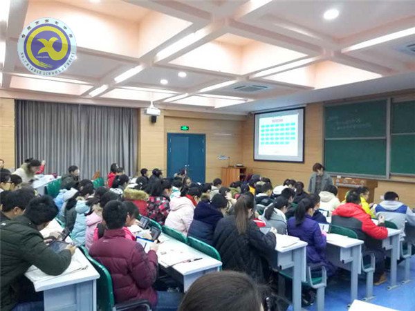  看初雪繽紛于肩，踏寒冬而向新知(圖2)