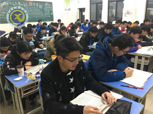 濃濃書香滿校園 瑯瑯書聲遍七中(圖1)