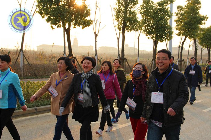 快樂(lè)迎新健身走 文明健康伴我行(圖6)