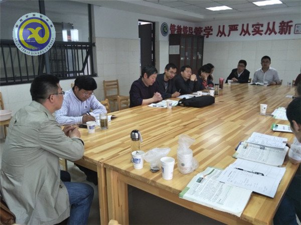 同課異構(gòu)亮風(fēng)采，校際交流共成長(zhǎng)(圖1)