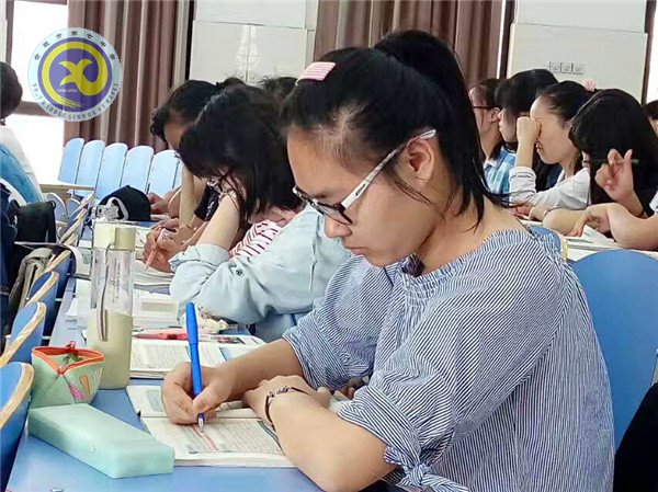 匯報(bào)課上看成長(zhǎng) 匯報(bào)課中促成長(zhǎng)(圖3)