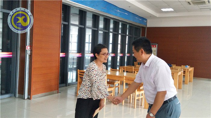 情系教師節(jié)，慰問(wèn)暖人心(圖1)