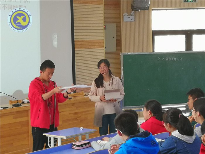 同課異構(gòu)共研討，青年教師展風(fēng)姿(圖12)