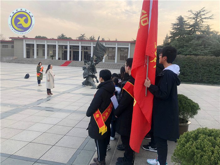 繼承革命傳統(tǒng)，發(fā)揚(yáng)團(tuán)員精神，邁出紅色第一步(圖3)