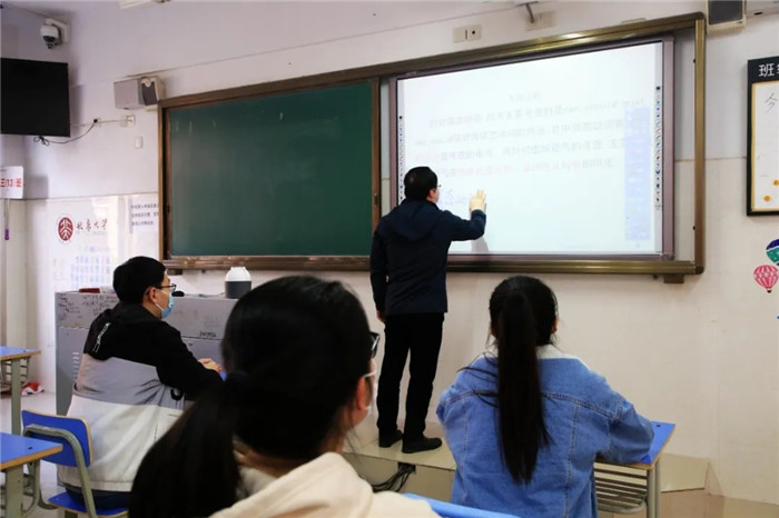 合肥七中舉行2020年春季開(kāi)學(xué)疫情防控應(yīng)急演練活動(dòng)(圖13)