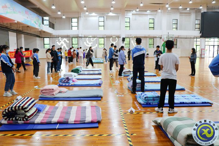 比賽結(jié)束_副本.jpg 比賽結(jié)束_副本.jpg