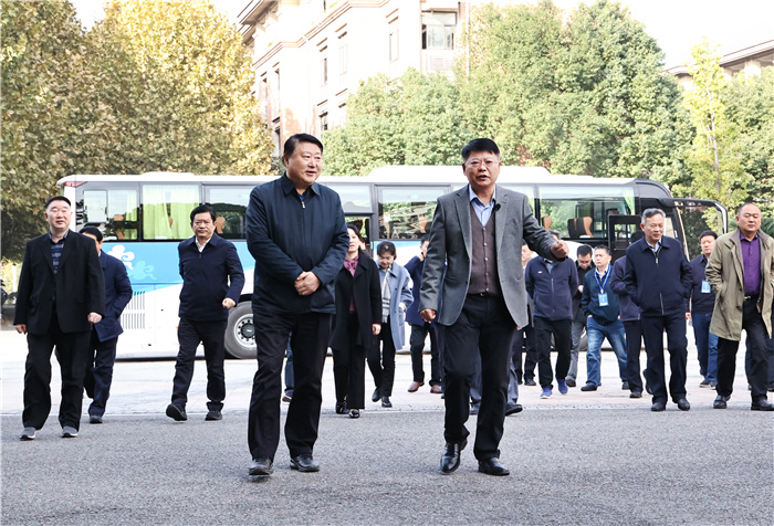 溫暖同行，守護心靈！安徽省心理健康教育現(xiàn)場會在合肥七中舉行！(圖1)