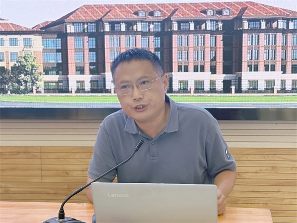 合肥七中高三年級召開新學期全體教師會(圖2)