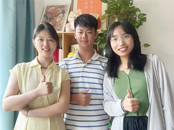 高三家訪3.jpg