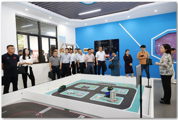 百名校長集體“充電”引領(lǐng)教育事業(yè)高質(zhì)量發(fā)展(圖2)