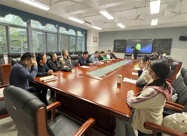 物理學(xué)科：同課異構(gòu)樹(shù)示范，學(xué)習(xí)借鑒增動(dòng)能(圖4)