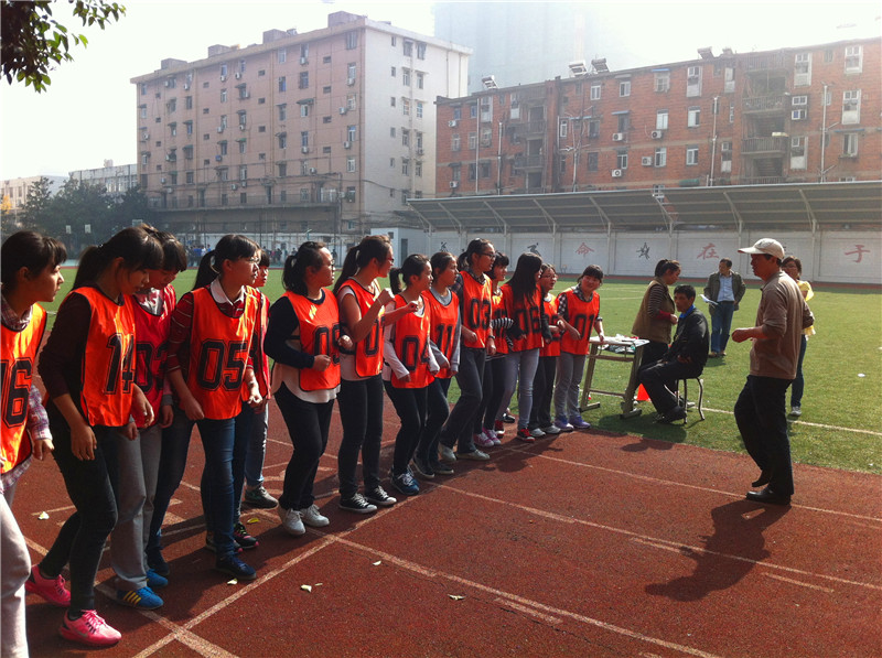 端正態(tài)度、認(rèn)真測(cè)試、卓有成效(圖1)