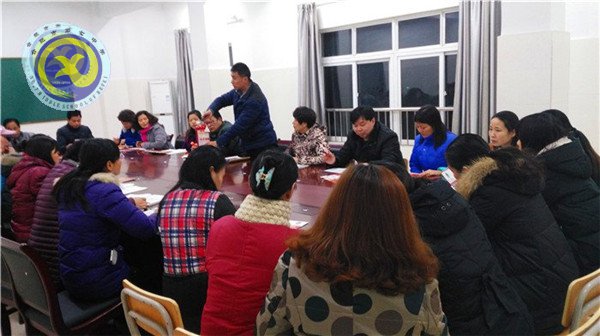 嚴(yán)慈相濟(jì)  青春花開(圖5)