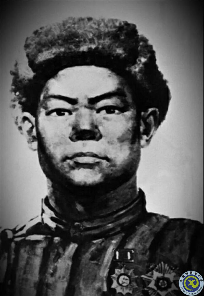 特級(jí)戰(zhàn)斗英雄黃繼光.jpg