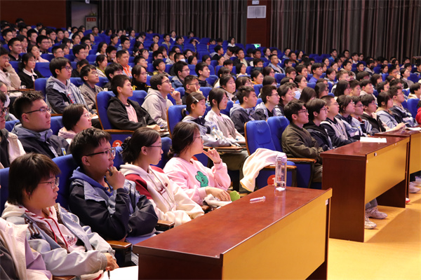 合肥七中第48期團校第二講開課(圖3)