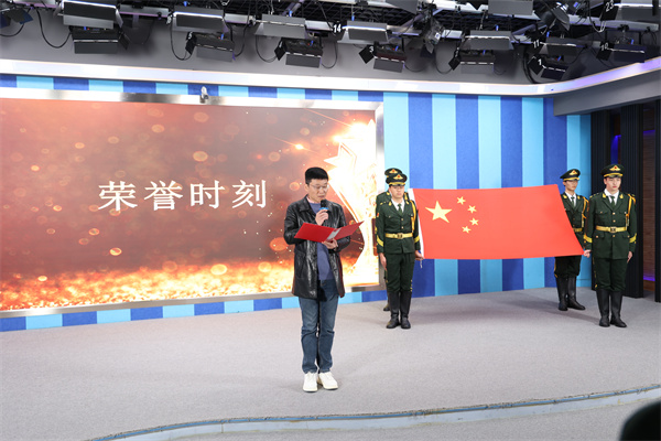 合肥七中舉行國旗班交接儀式(圖2)