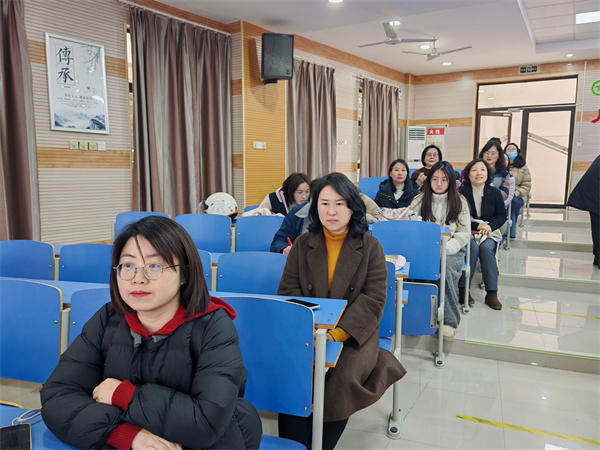 合肥七中高二年級(jí)召開(kāi)新學(xué)期全體教師會(huì)(圖3)